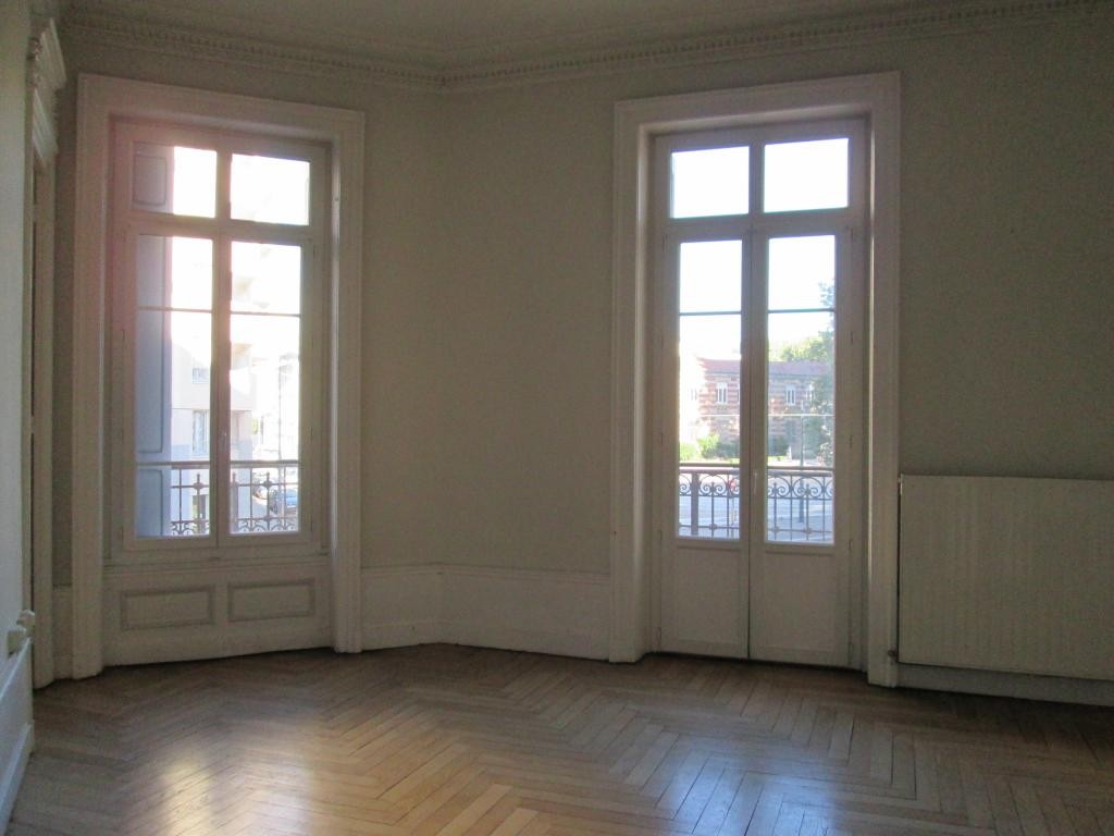 Location Appartement à Saint-Étienne 4 pièces