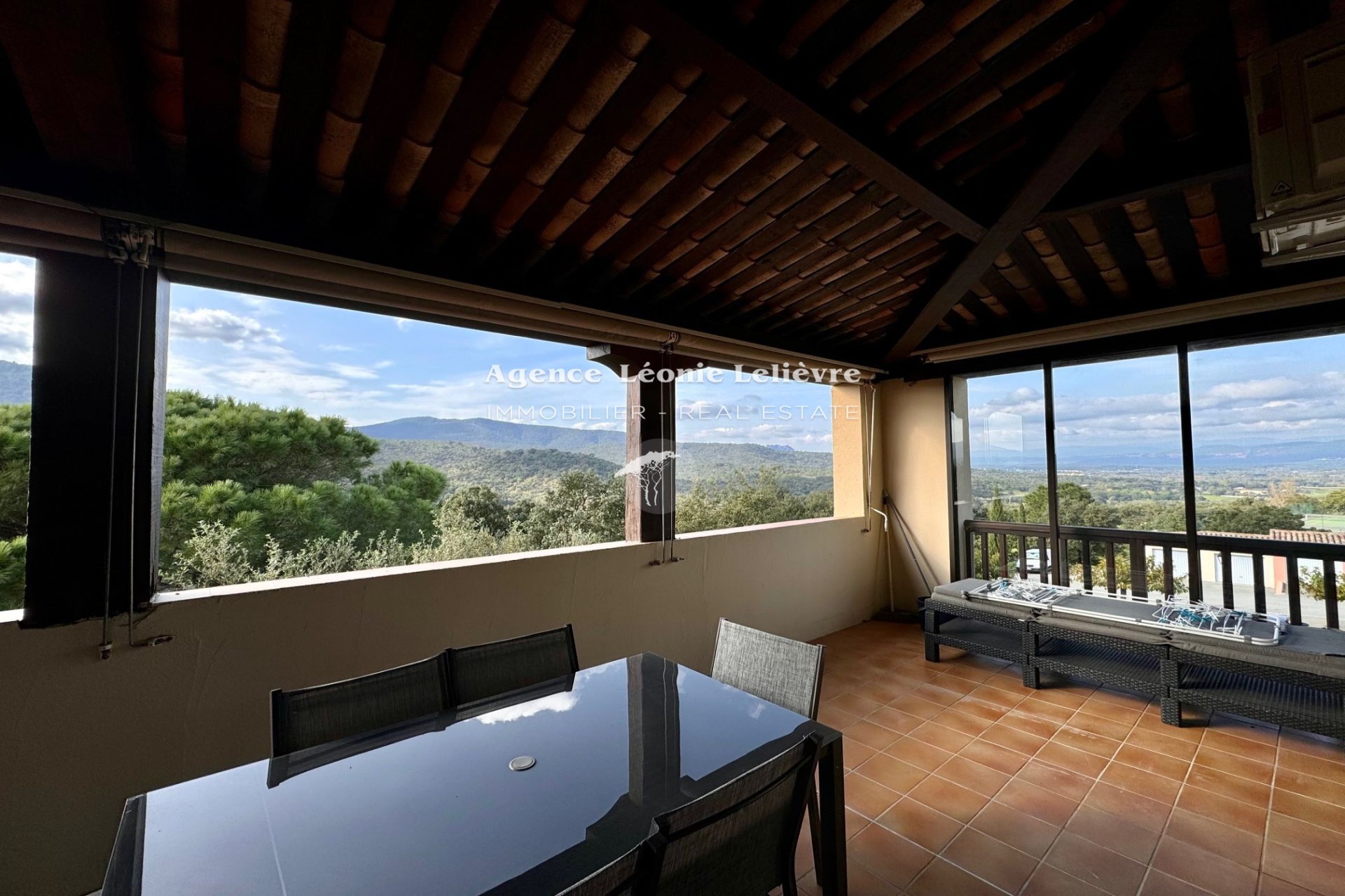 Vente Appartement à Roquebrune-sur-Argens 2 pièces