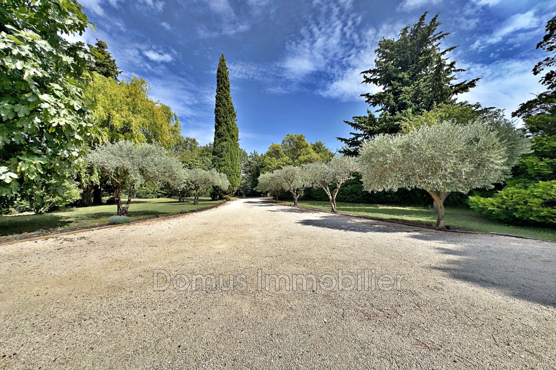 Vente Maison à Saint-Saturnin-lès-Avignon 5 pièces