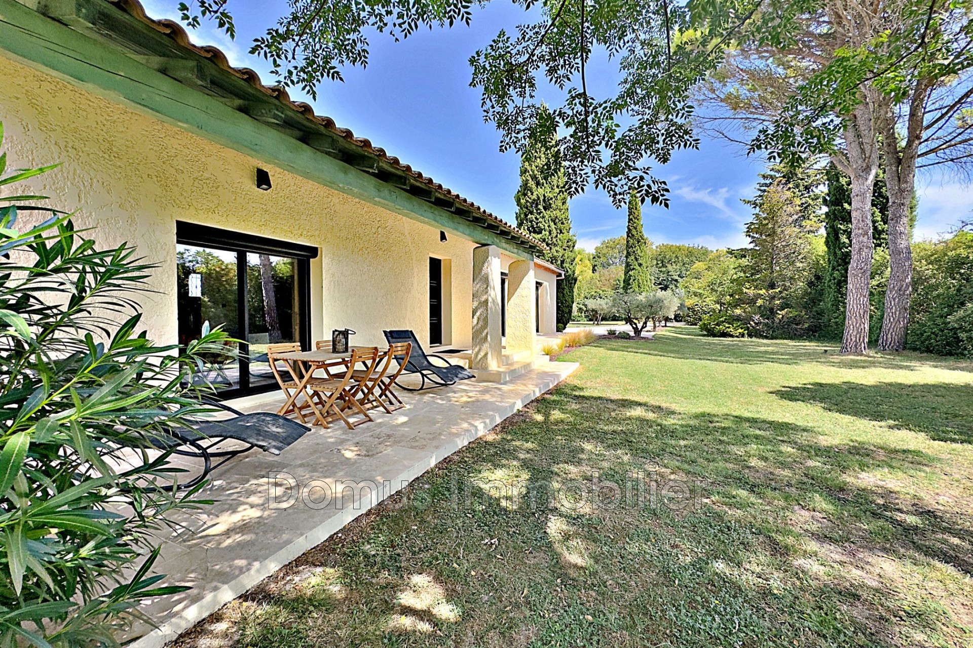 Vente Maison à Saint-Saturnin-lès-Avignon 5 pièces