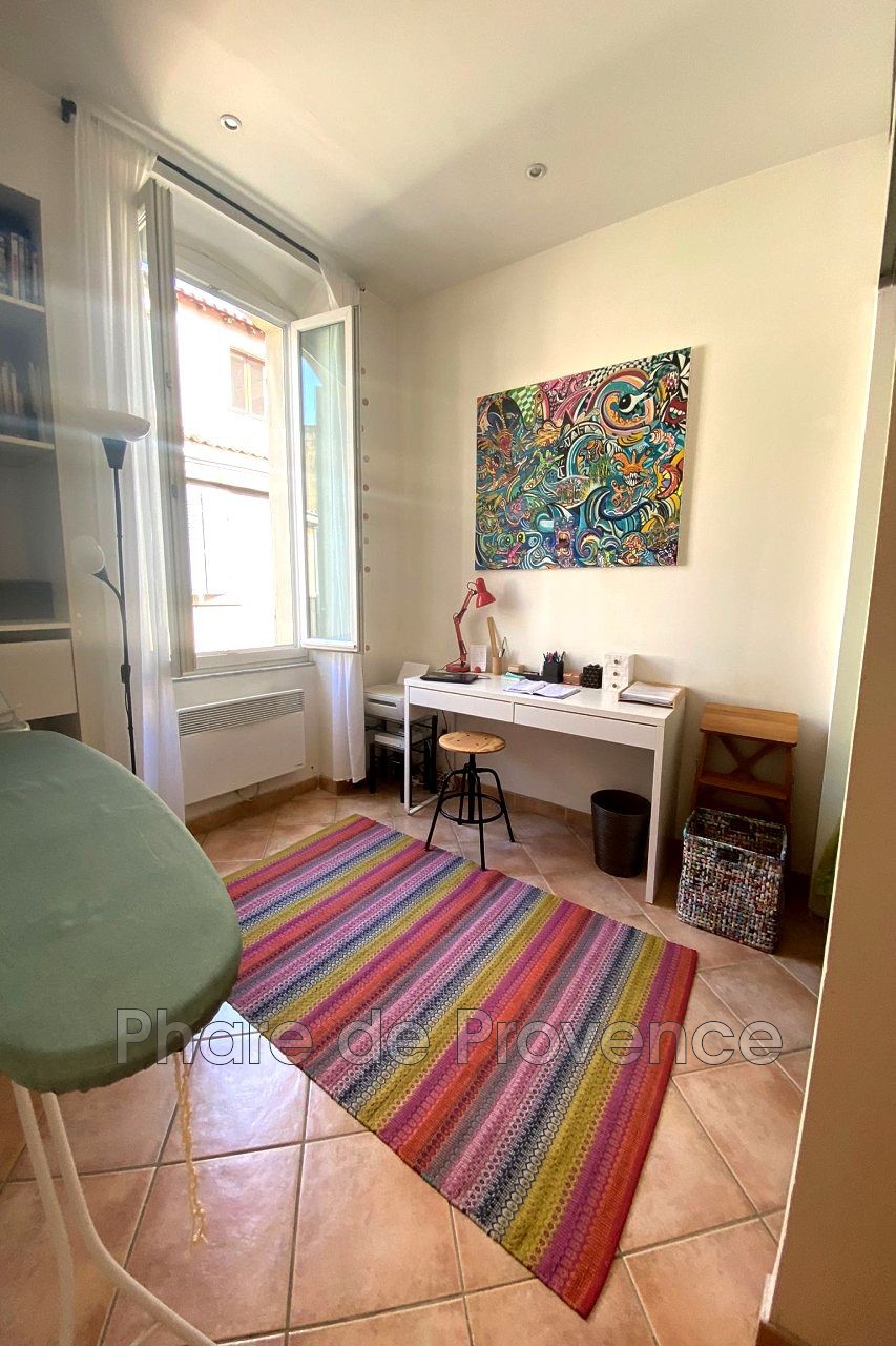 Vente Appartement à Marseille 6e arrondissement 3 pièces