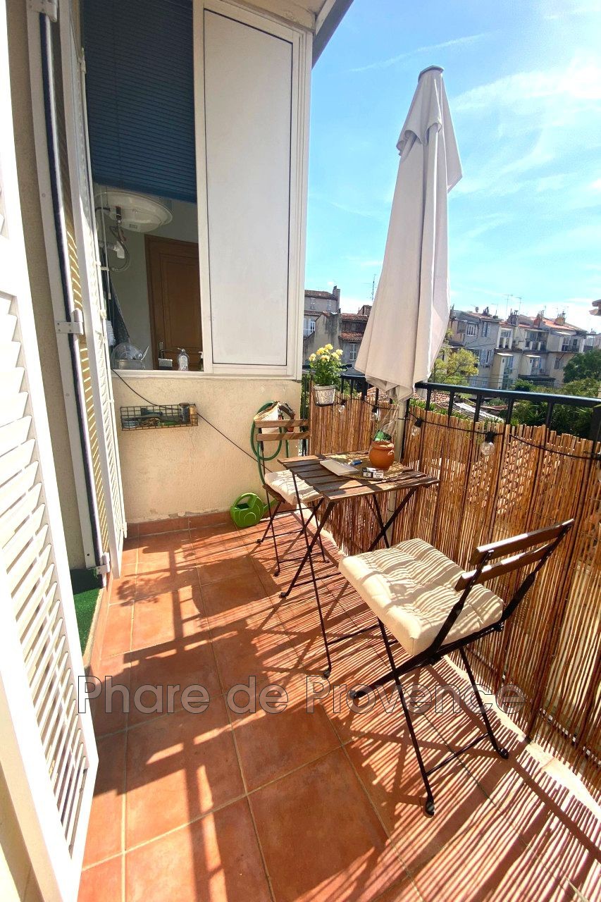 Vente Appartement à Marseille 6e arrondissement 3 pièces