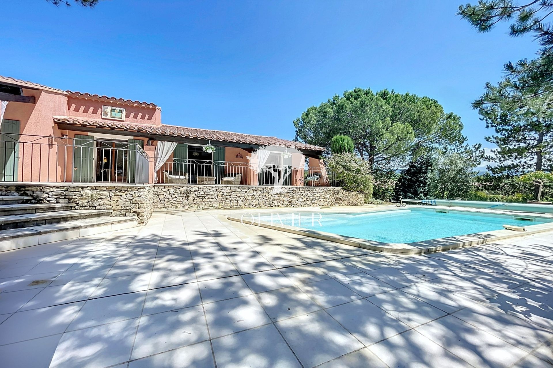 Vente Maison à Saint-Saturnin-lès-Apt 5 pièces