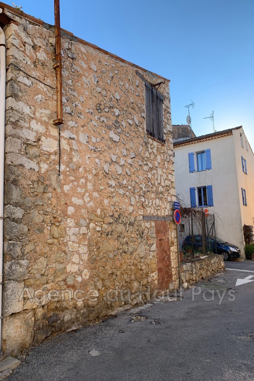 Vente Terrain à Saint-Cézaire-sur-Siagne 0 pièce