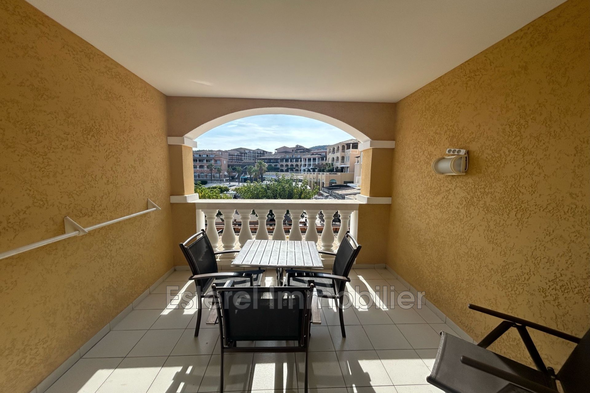 Vente Appartement à Saint-Raphaël 1 pièce