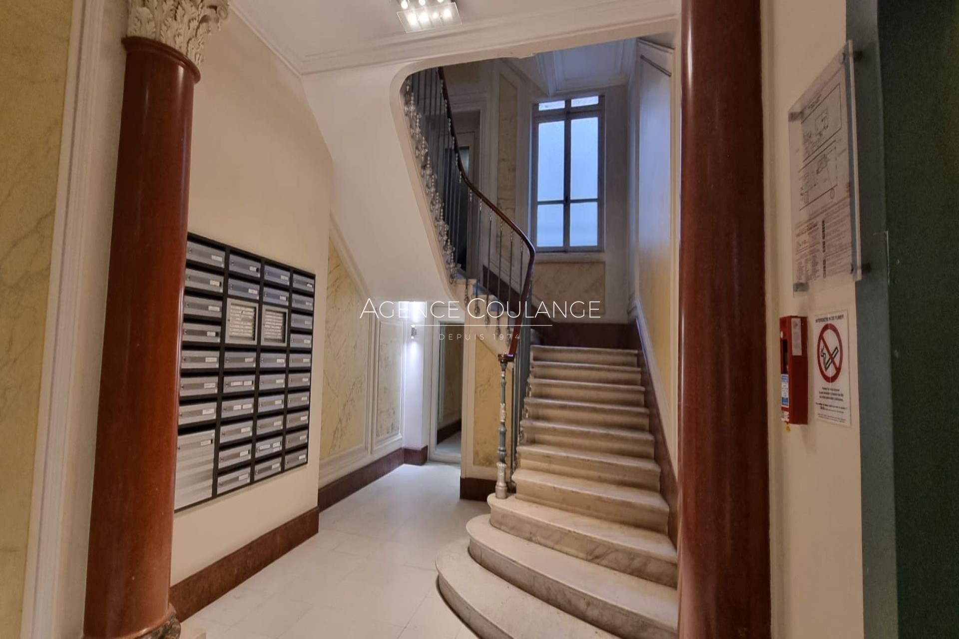 Vente Appartement à Paris Élysée  8e arrondissement 2 pièces