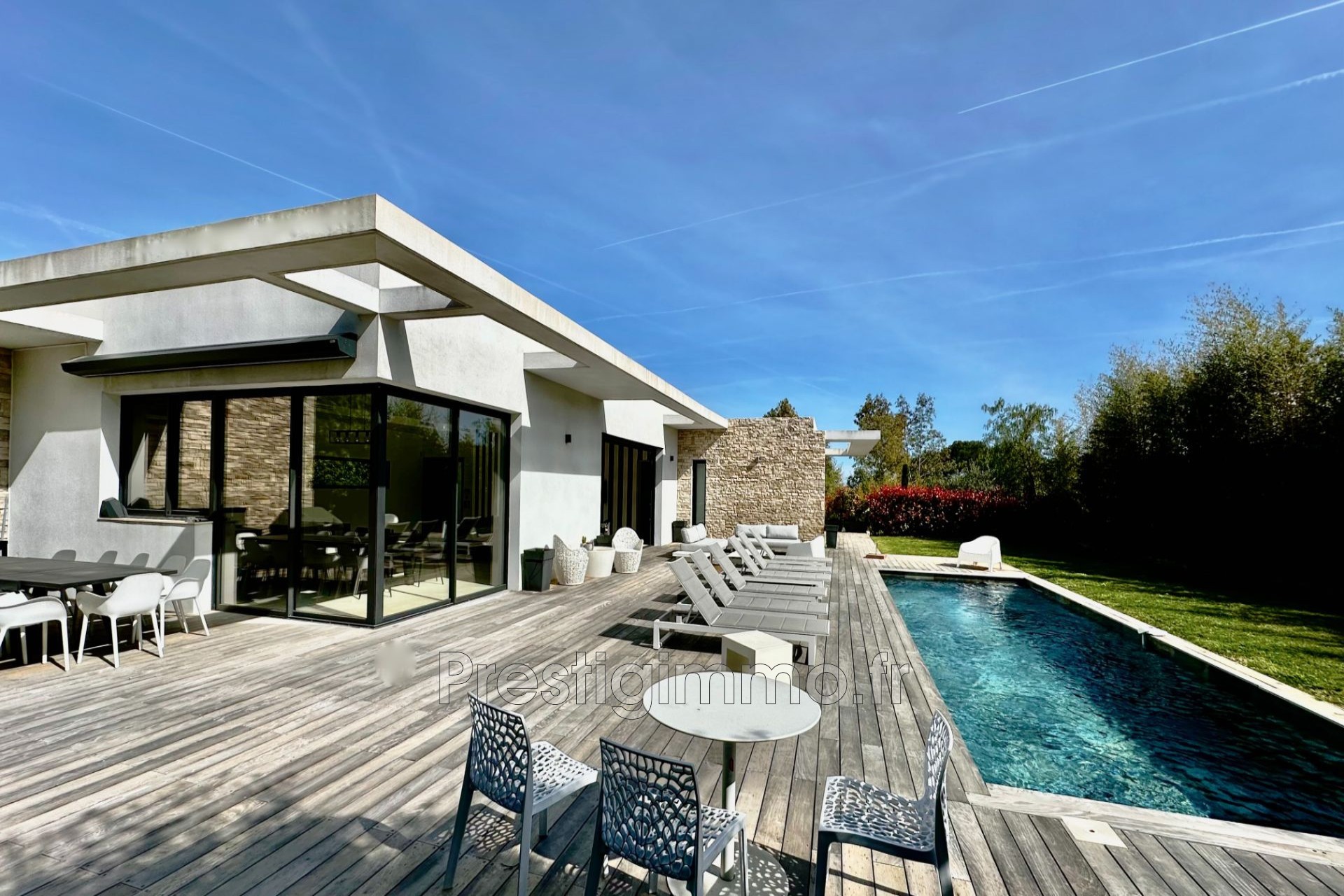 Location Maison à Mougins 10 pièces