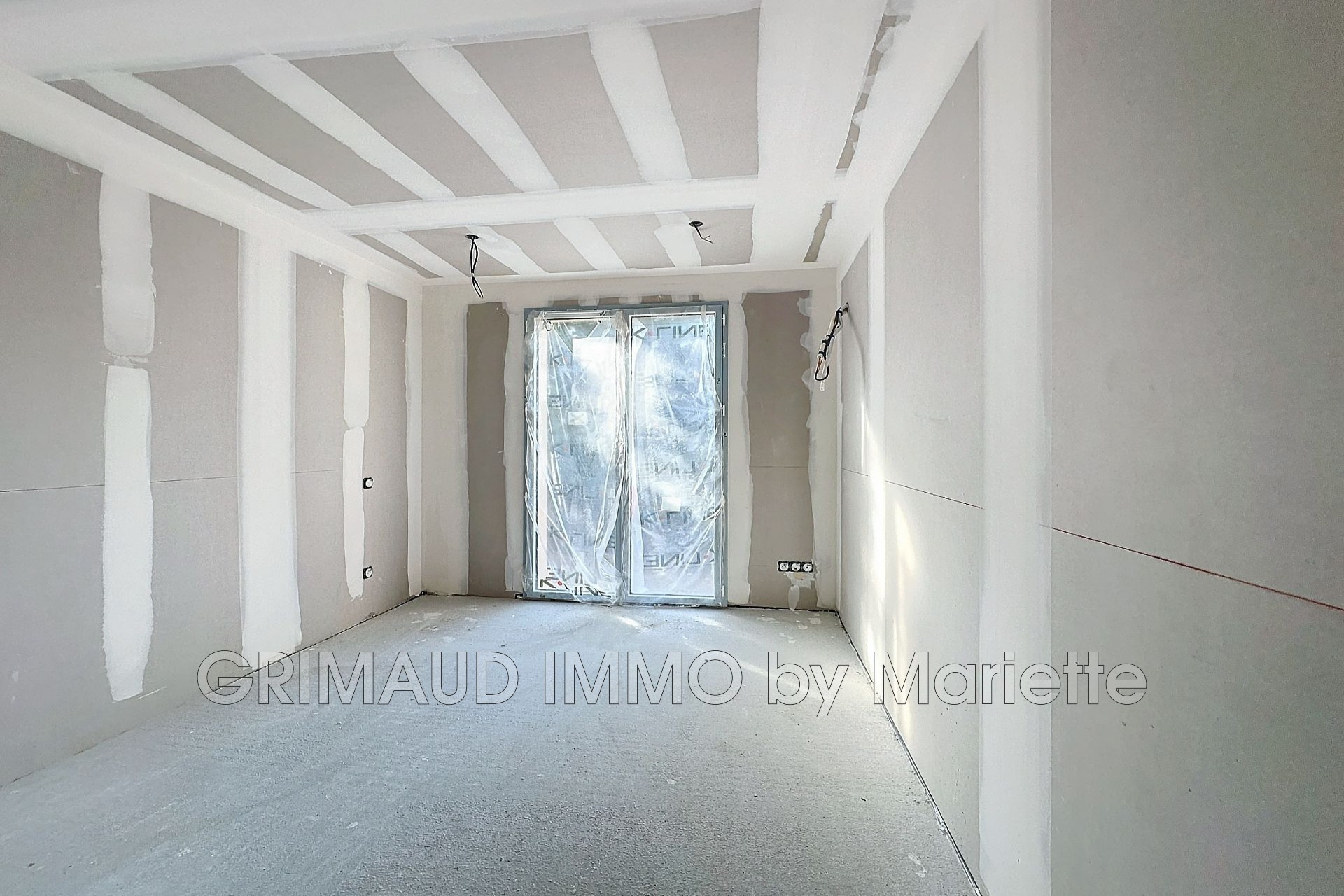 Vente Appartement à Grimaud 4 pièces