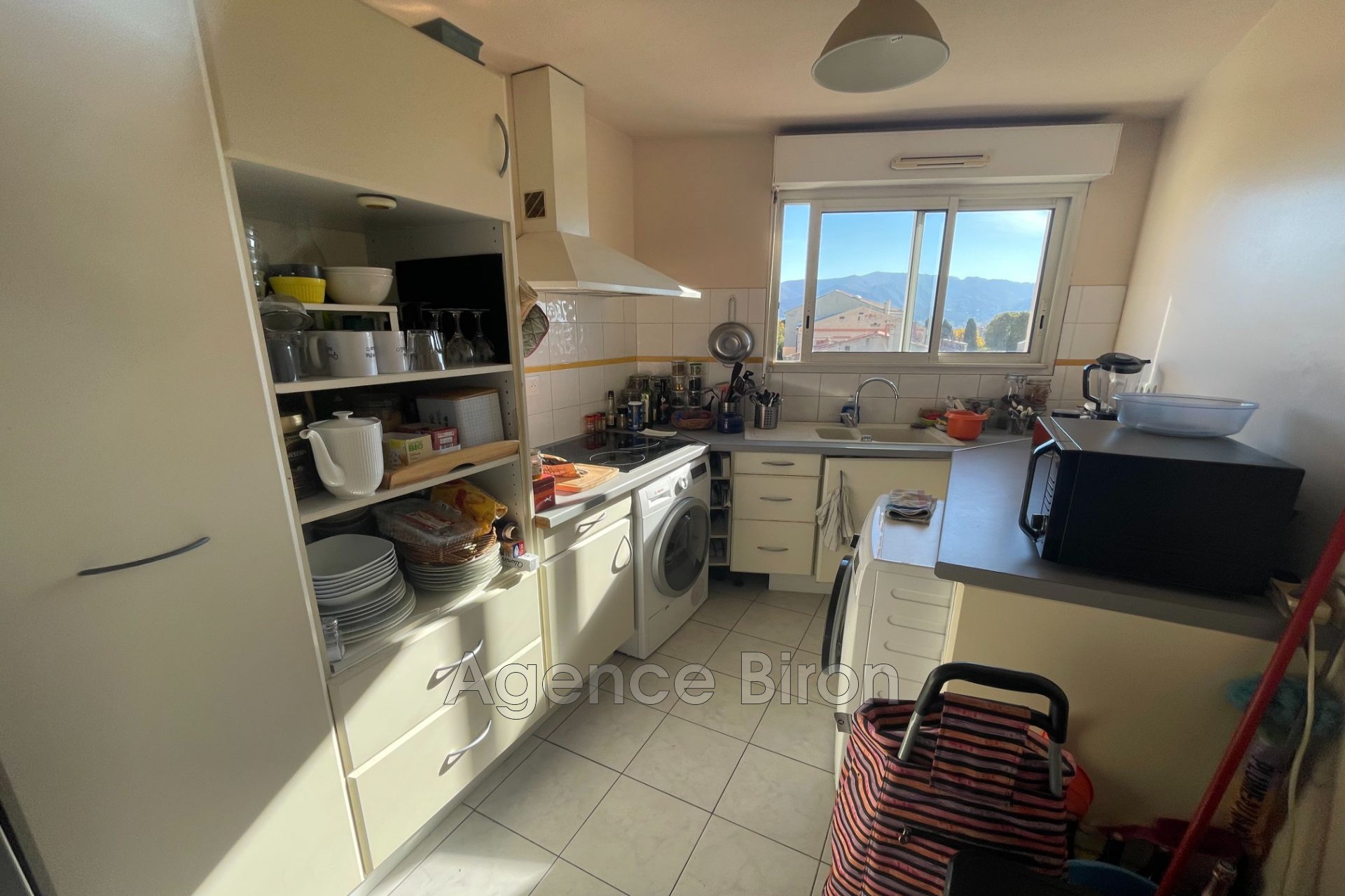 Vente Appartement à Marseille 12e arrondissement 3 pièces