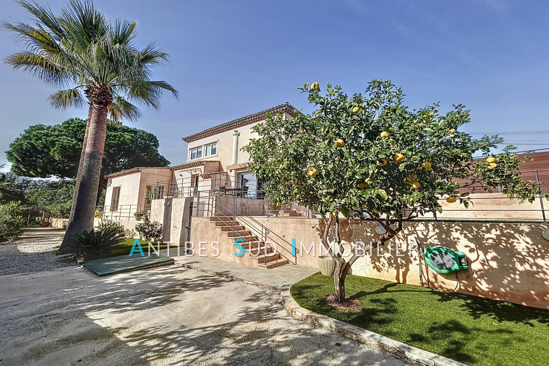 Vente Maison à Antibes 4 pièces