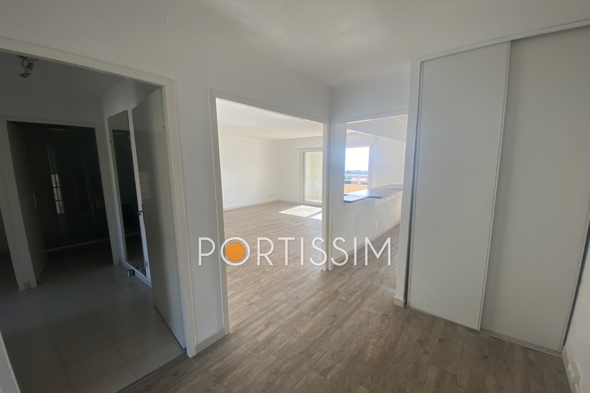 Vente Appartement à Saint-Laurent-du-Var 3 pièces