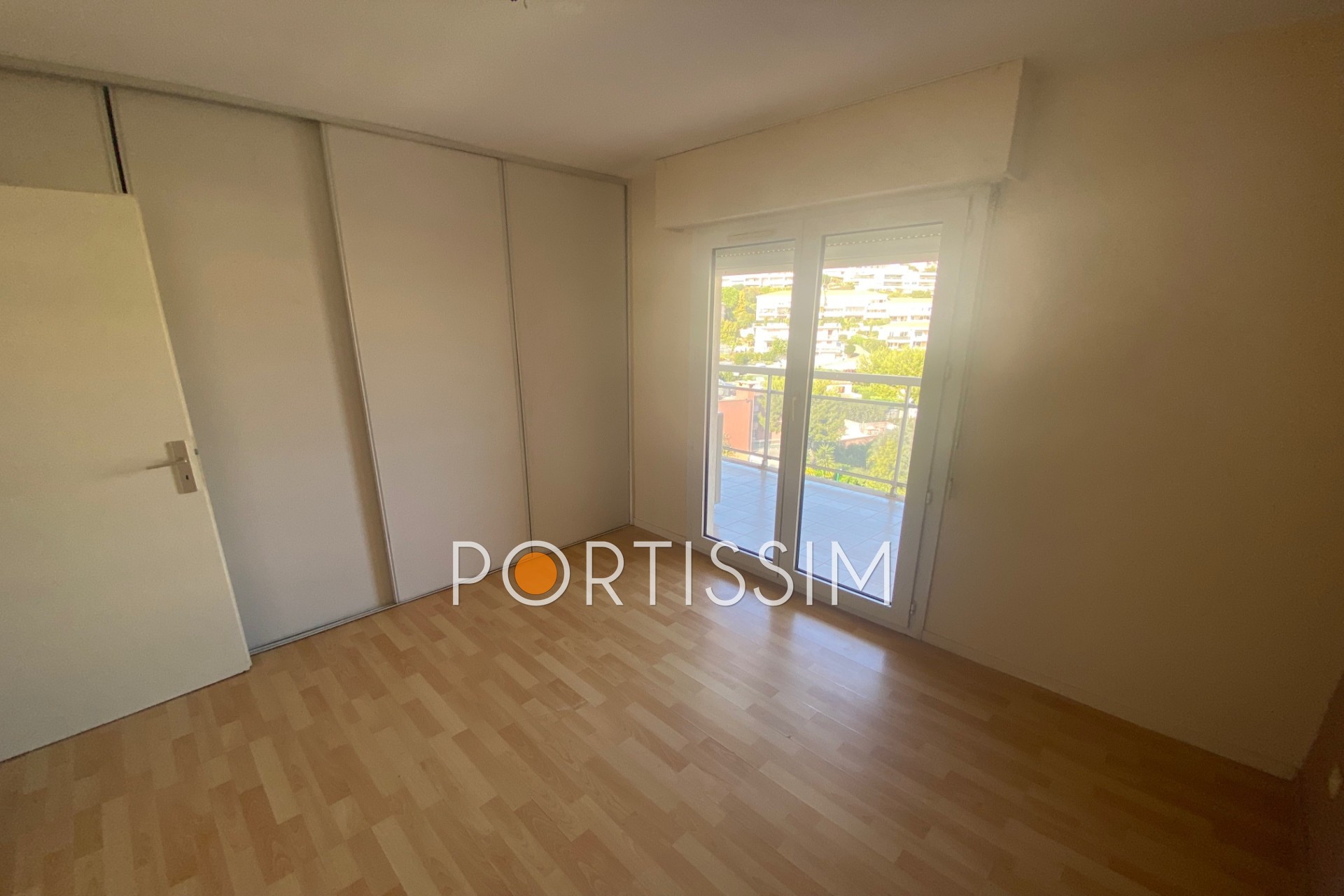 Vente Appartement à Saint-Laurent-du-Var 3 pièces