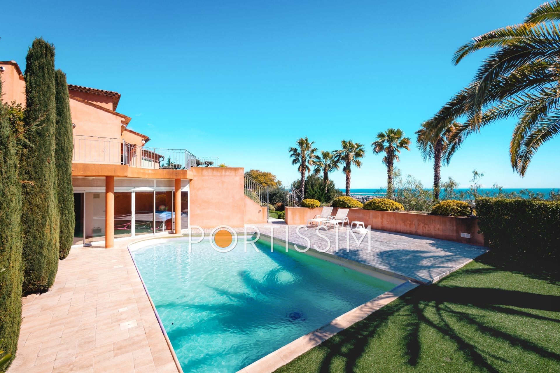 Vente Maison à Cagnes-sur-Mer 8 pièces