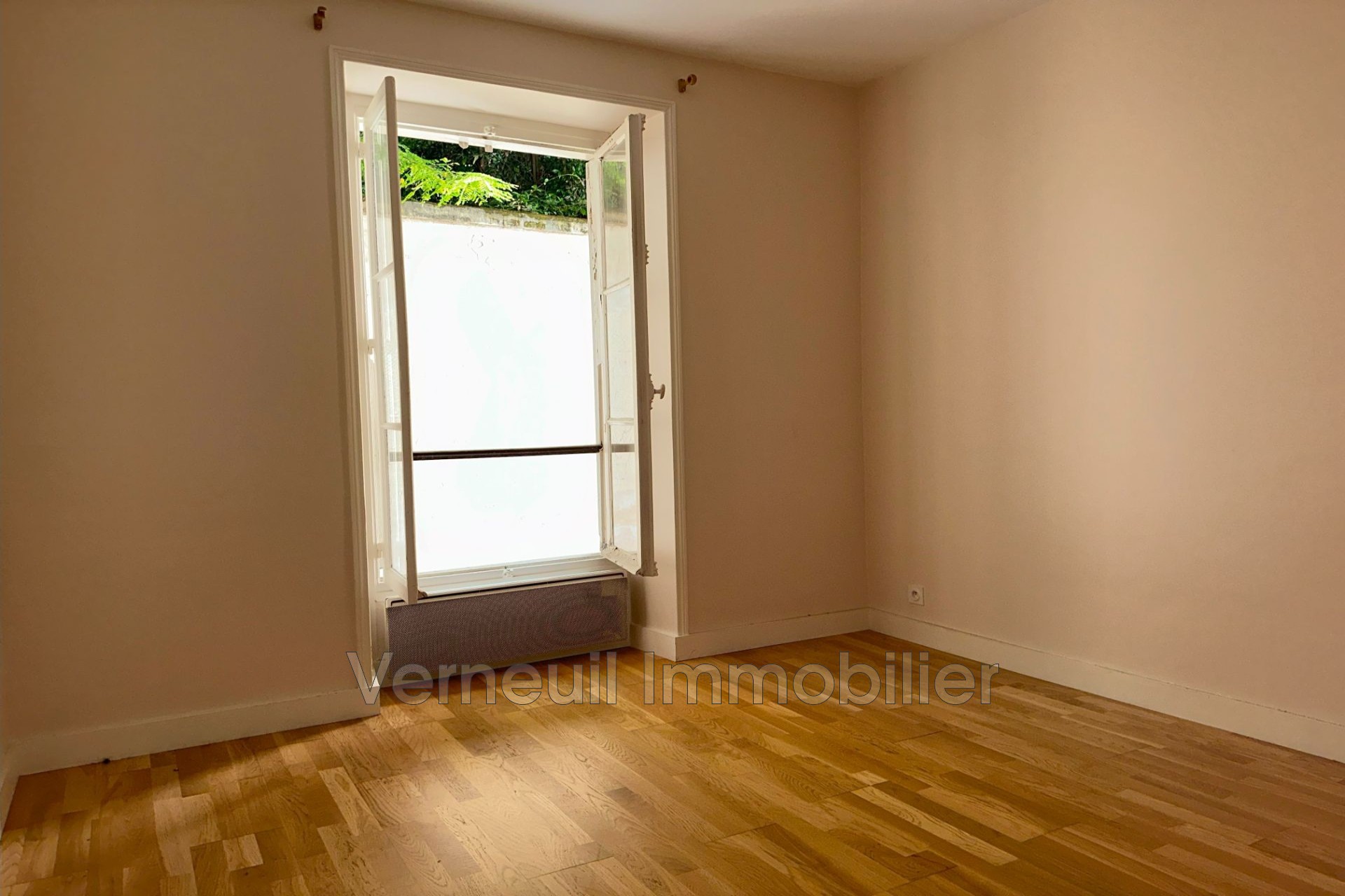 Location Appartement à Paris Palais-Bourbon 7e arrondissement 4 pièces