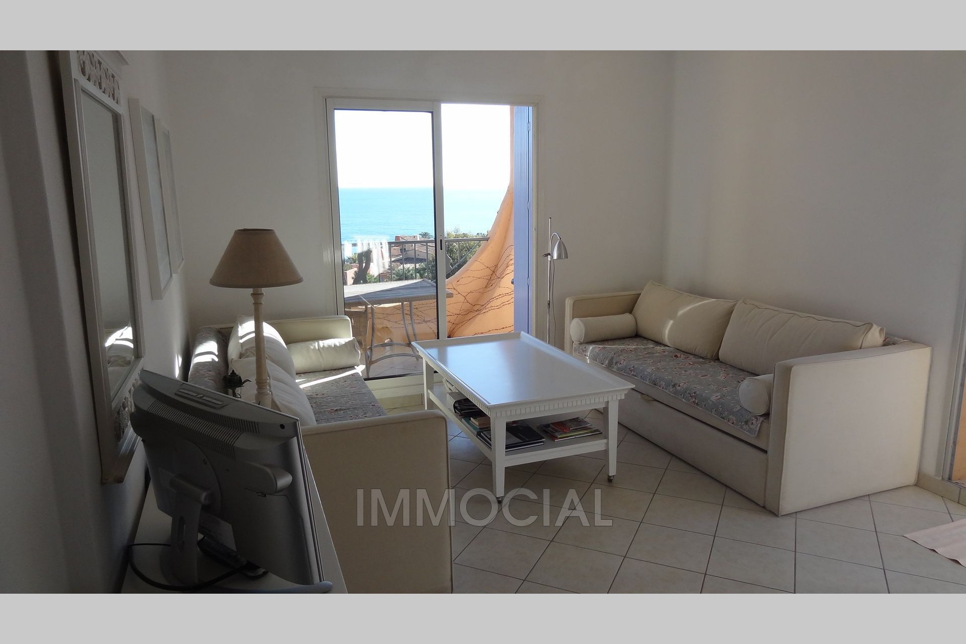 Location Appartement à Théoule-sur-Mer 1 pièce