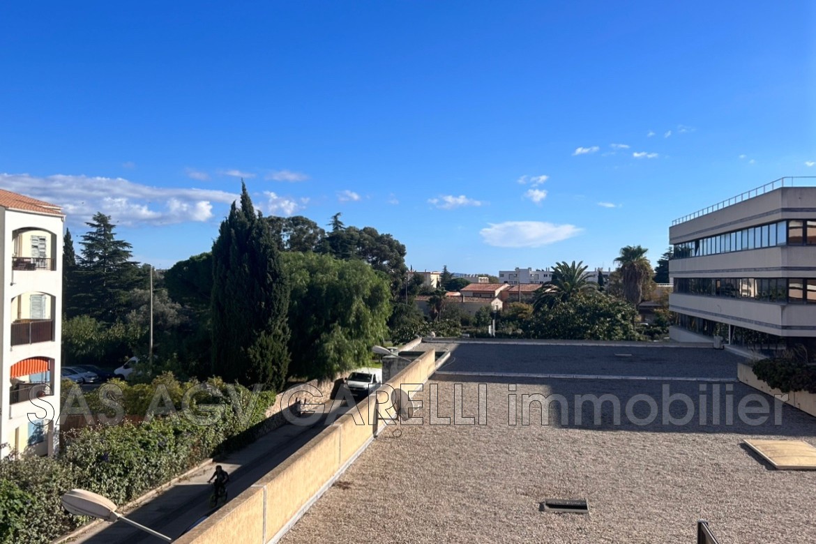 Location Appartement à Hyères 3 pièces