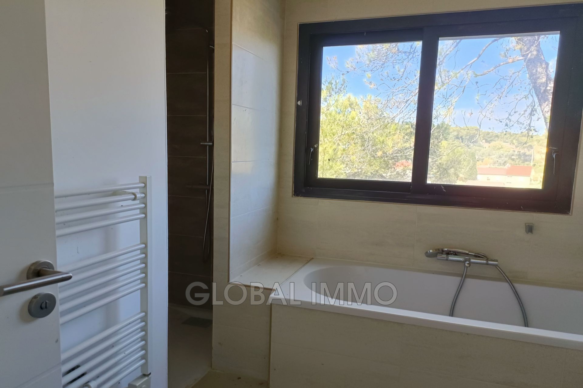 Vente Appartement à Nîmes 5 pièces