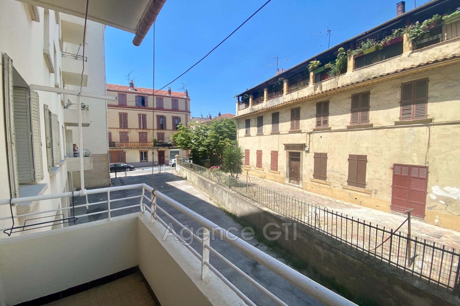 Location Appartement à Toulon 2 pièces