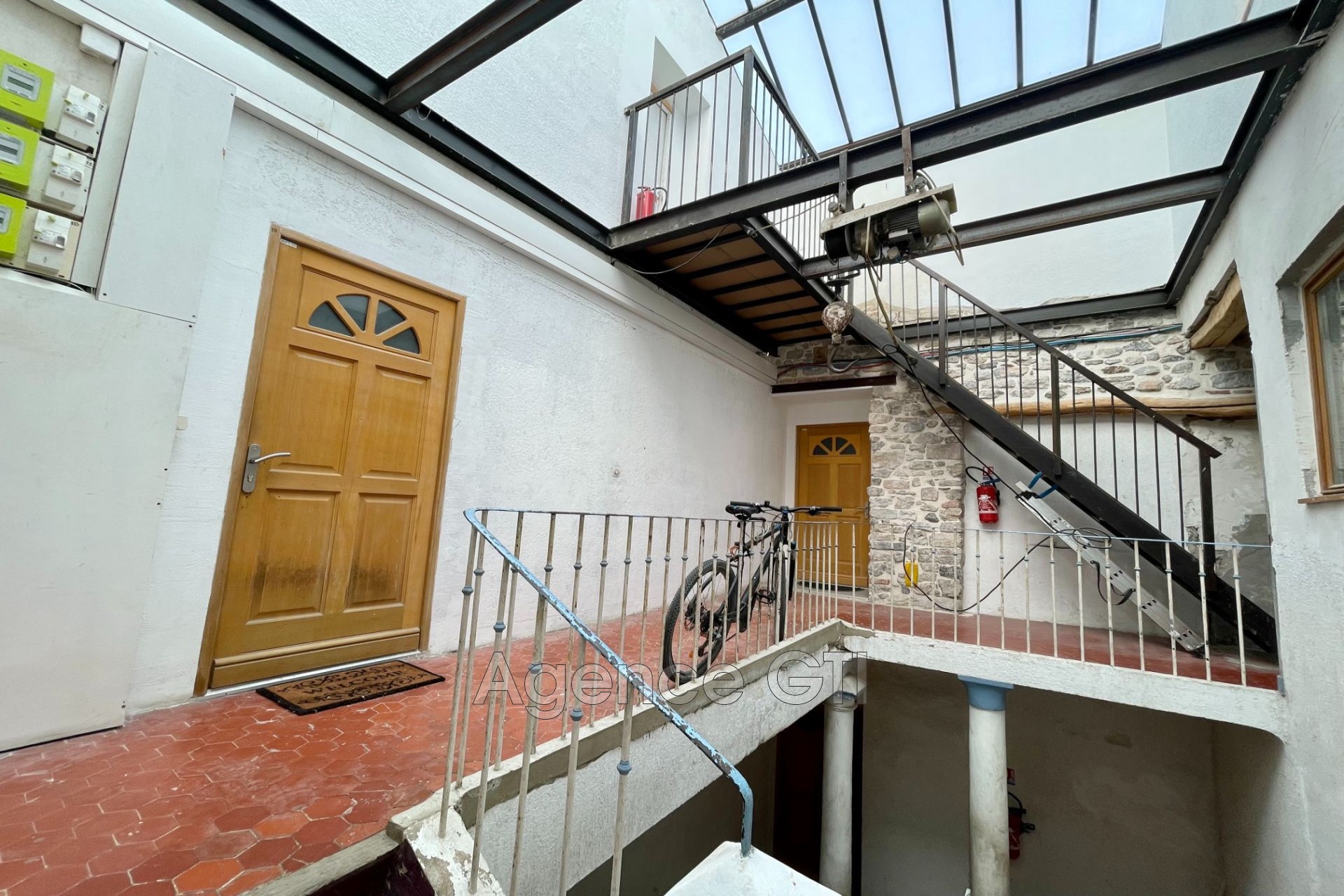 Vente Appartement à Hyères 0 pièce