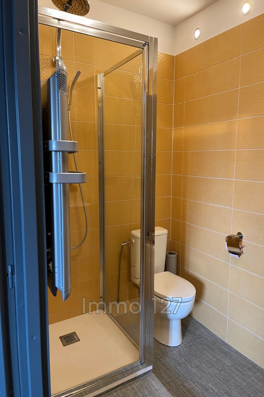 Location Appartement à Marseille 8e arrondissement 4 pièces