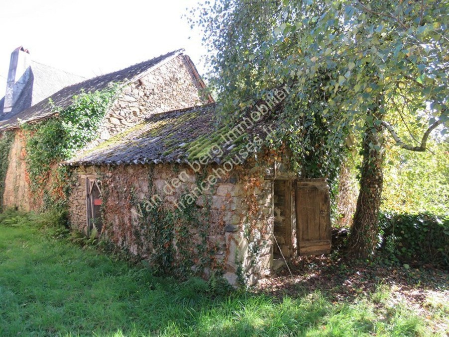 Vente Garage / Parking à Objat 0 pièce