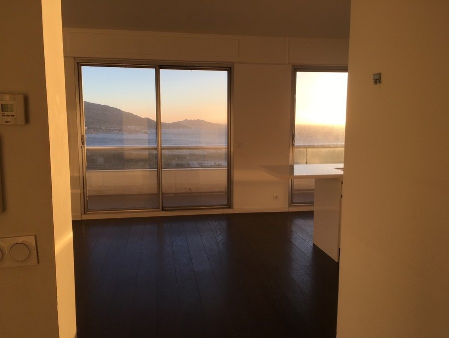 Vente Appartement à Marseille 8e arrondissement 3 pièces