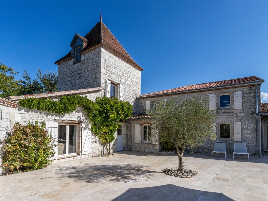 Vente Maison à Montaigu-de-Quercy 9 pièces