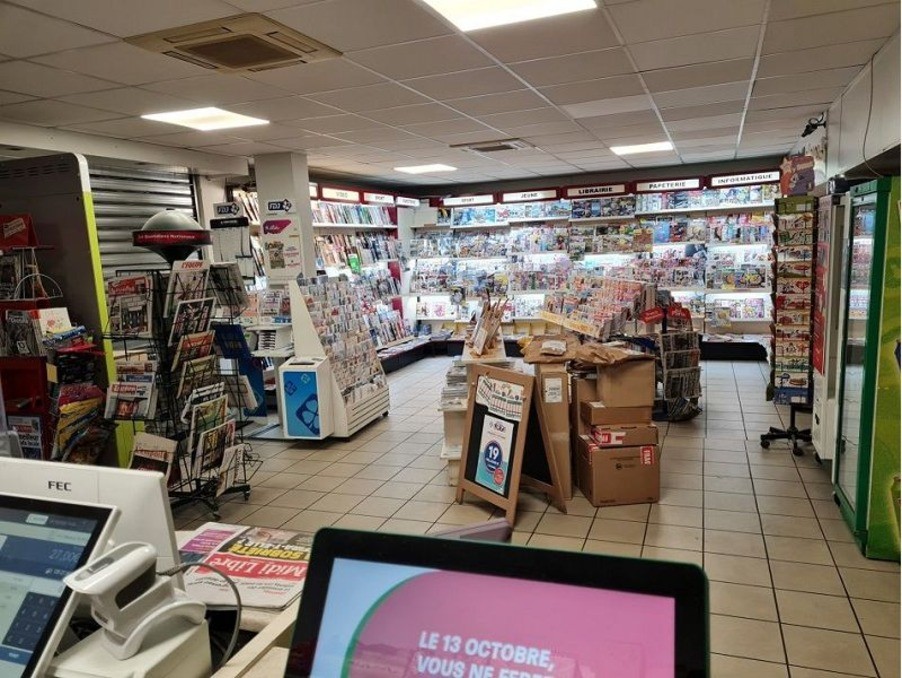 Vente Bureau / Commerce à Nîmes 2 pièces