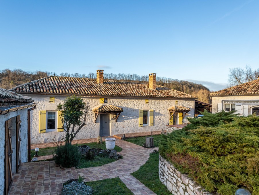 Vente Maison à Montaigu-de-Quercy 10 pièces