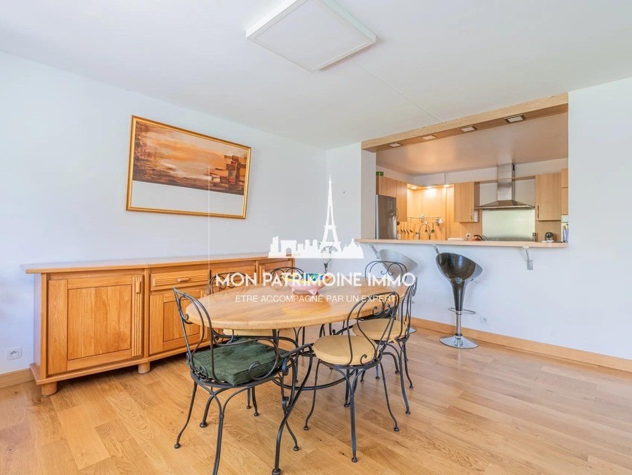 Vente Appartement à Paris Ménilmontant 20e arrondissement 5 pièces