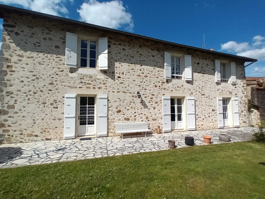 Vente Maison à la Rochefoucauld 6 pièces