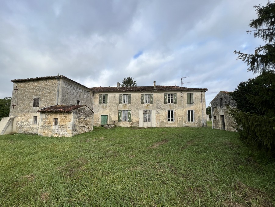 Vente Maison à Saintes 0 pièce