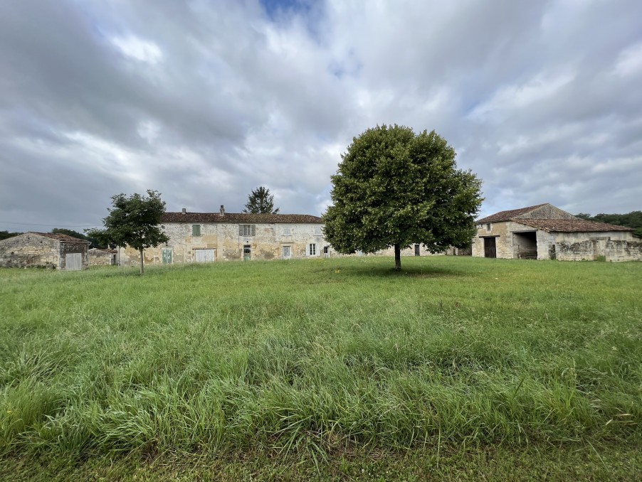 Vente Maison à Saintes 0 pièce