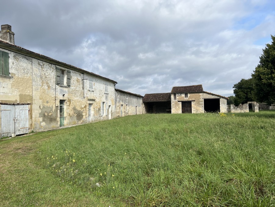 Vente Maison à Saintes 0 pièce