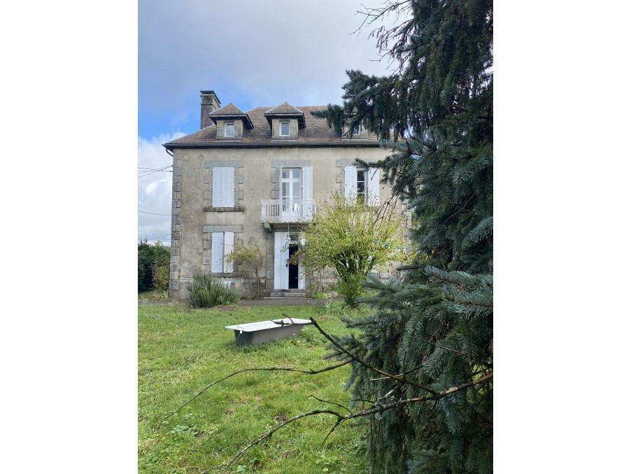 Vente Maison à Neuvic 9 pièces