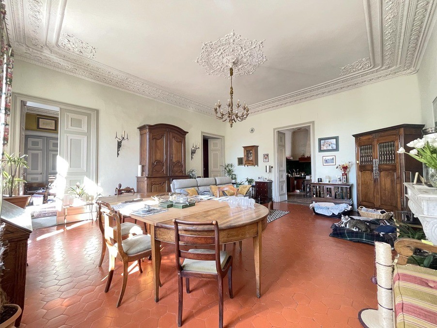 Vente Appartement à Nîmes 9 pièces