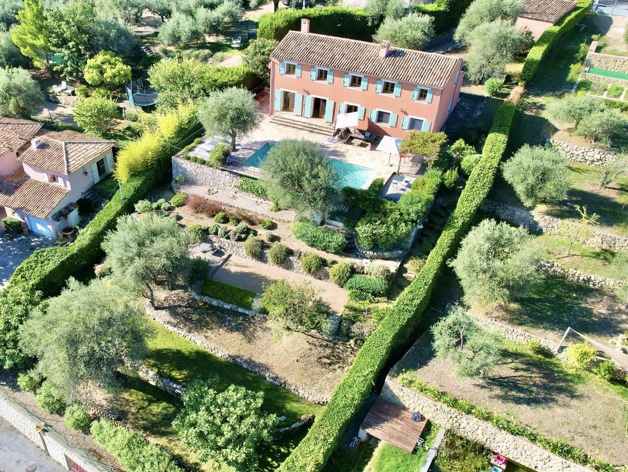 Vente Maison à Châteauneuf-Grasse 6 pièces