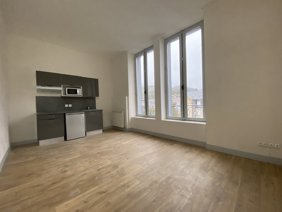 Vente Appartement à la Bourboule 11 pièces