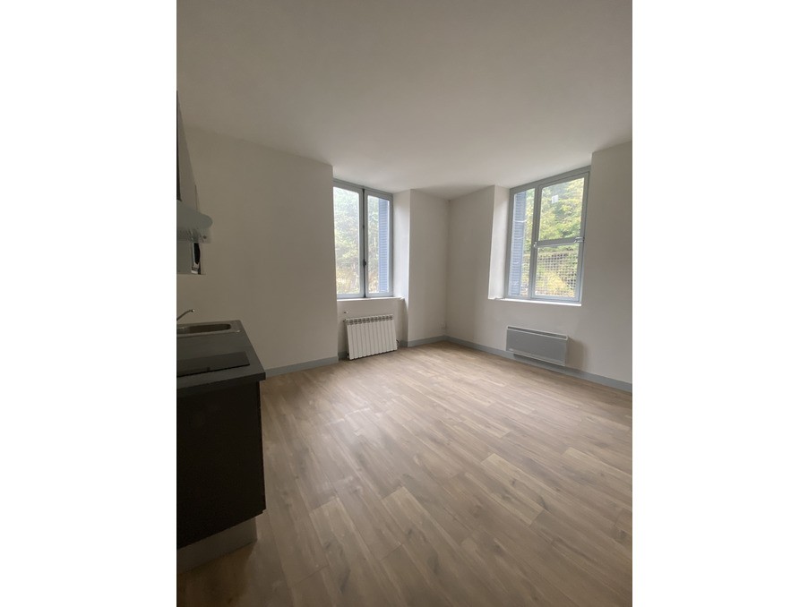 Vente Appartement à la Bourboule 11 pièces