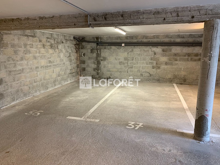 Vente Garage / Parking à Cognac 0 pièce