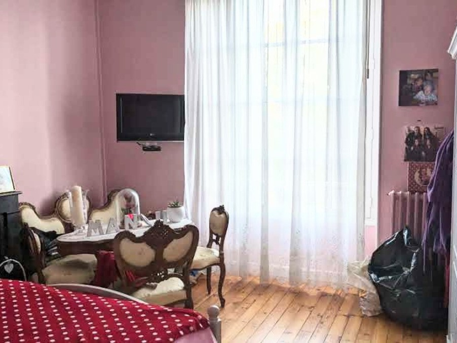 Vente Maison à Saint-Pierre-du-Mont 18 pièces