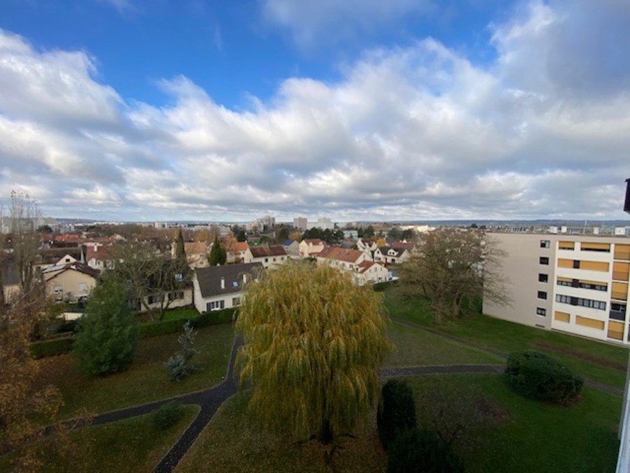 Vente Appartement à les Clayes-sous-Bois 4 pièces