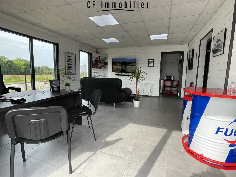 Vente Bureau / Commerce à Thiberville 2 pièces