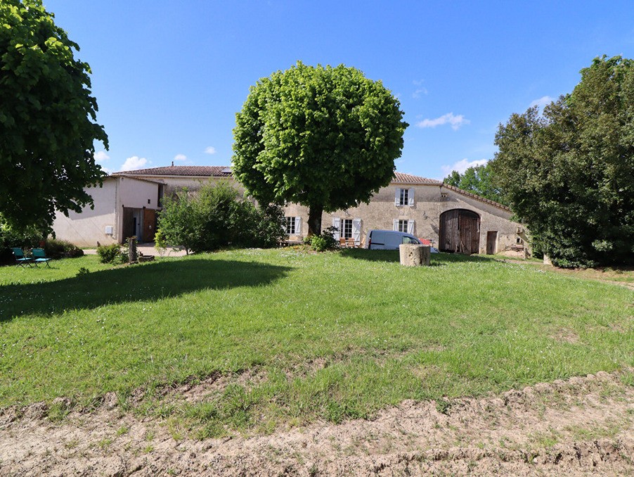 Vente Maison à Sauveterre-de-Guyenne 5 pièces