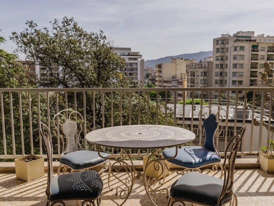 Vente Appartement à Marseille 8e arrondissement 4 pièces