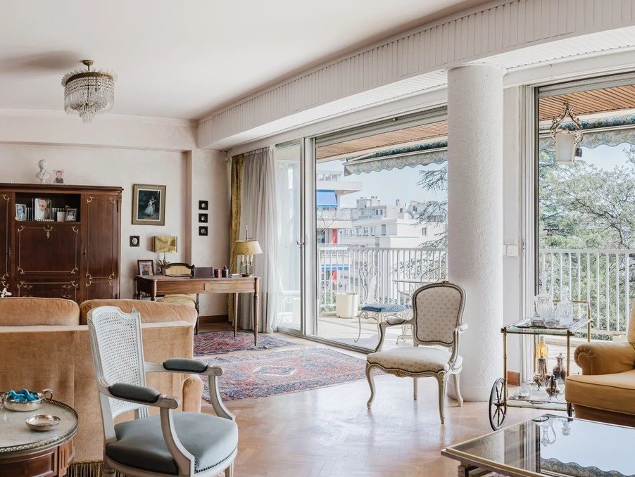 Vente Appartement à Marseille 8e arrondissement 4 pièces