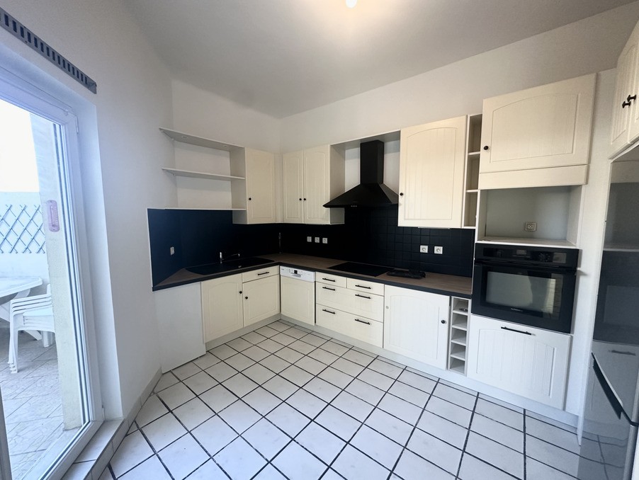 Vente Appartement à Marseille 8e arrondissement 4 pièces