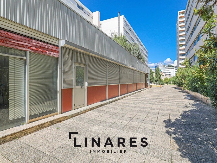 Vente Bureau / Commerce à Marseille 4e arrondissement 2 pièces