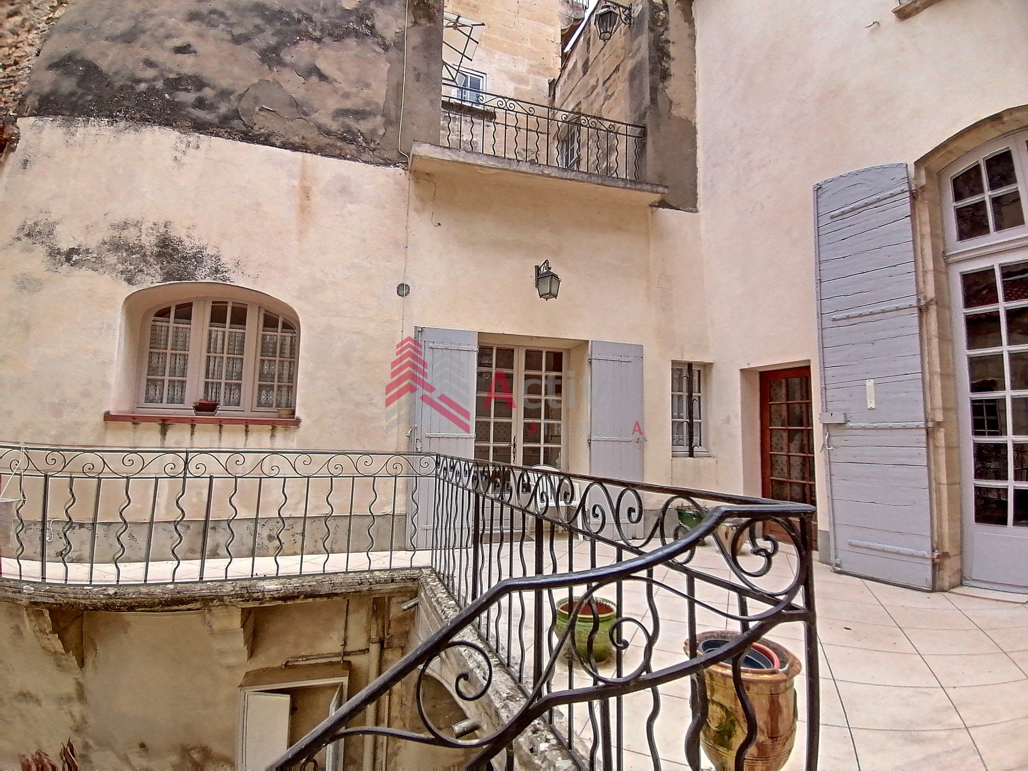 Vente Maison à Beaucaire 15 pièces