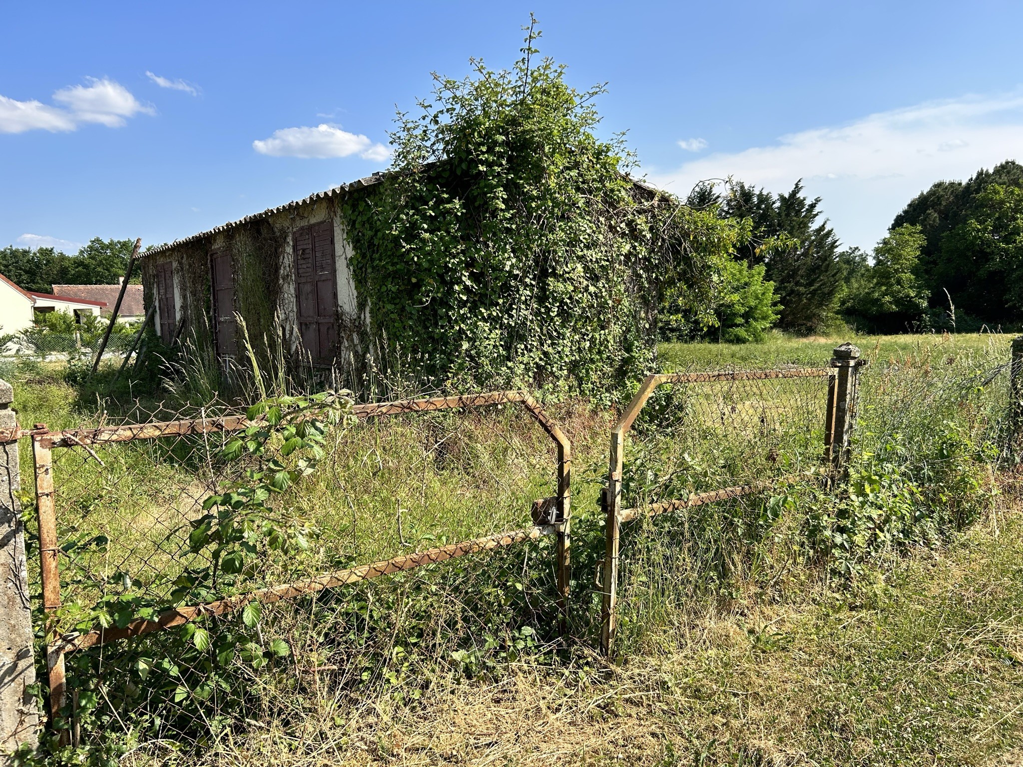 Vente Terrain à le Pont-Chrétien-Chabenet 0 pièce